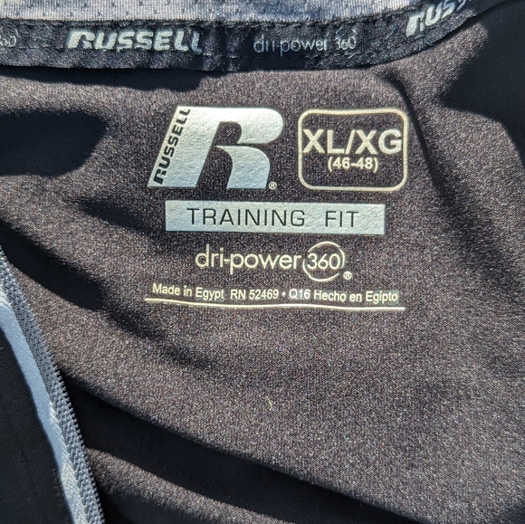 Russell Athletic 1/2 zip training fit, dri-power 360, active shirt. - Picture 2 of 14